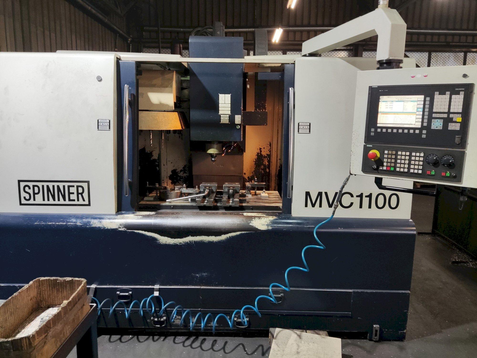 Vooraanzicht  van SPINNER MVC-1100  machine