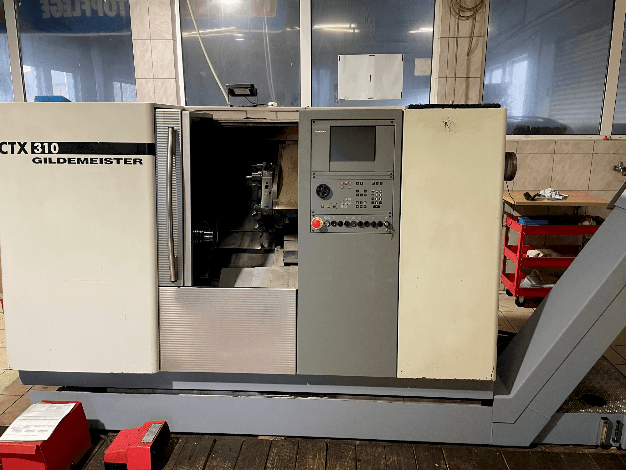 Vooraanzicht  van Gildemeister CTX 310 V3  machine