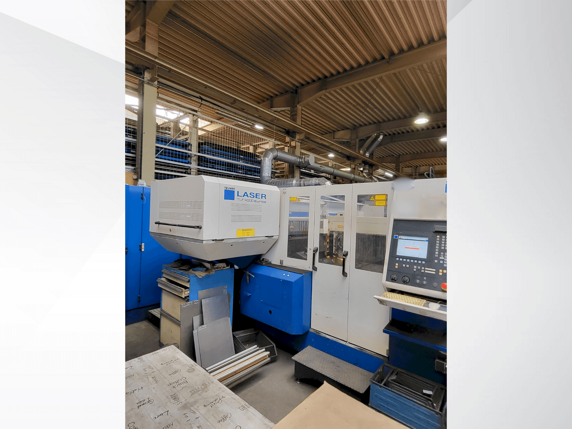 Vooraanzicht  van TRUMPF Trumatic L3030 4KW (CO2)  machine