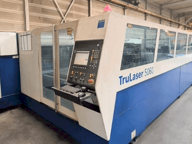 Vooraanzicht  van TRUMPF TruLaser 5060  machine