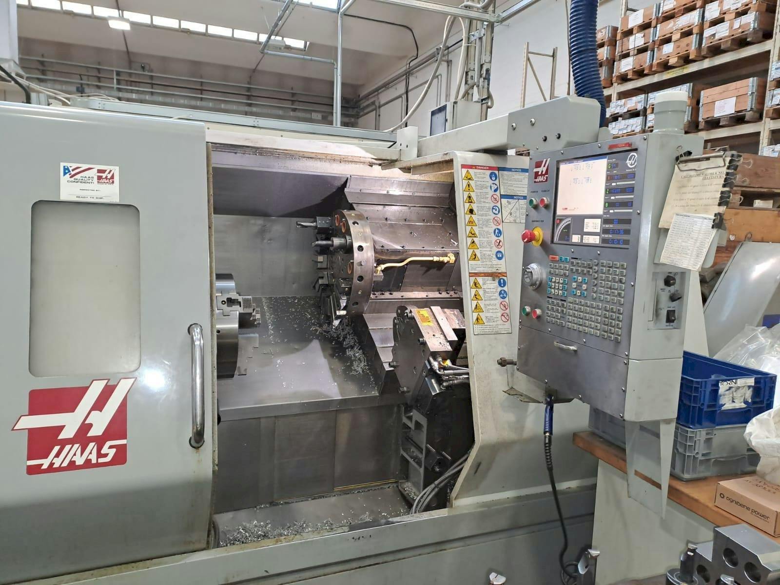 Vooraanzicht  van HAAS SL30  machine