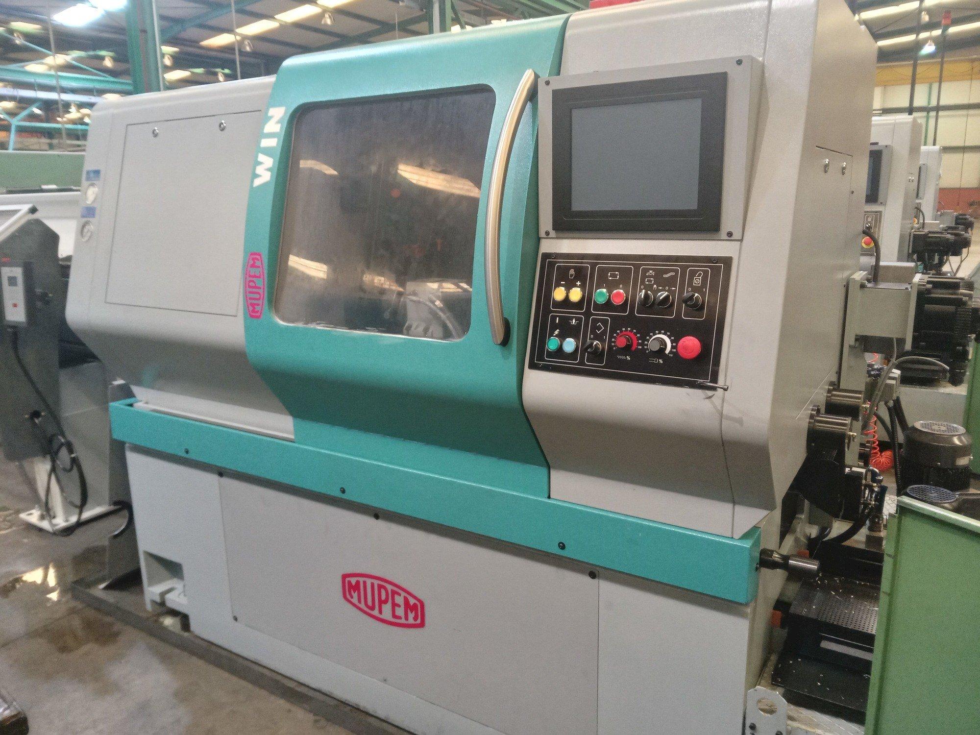 Vooraanzicht  van MUPEM TWIN 6500  machine