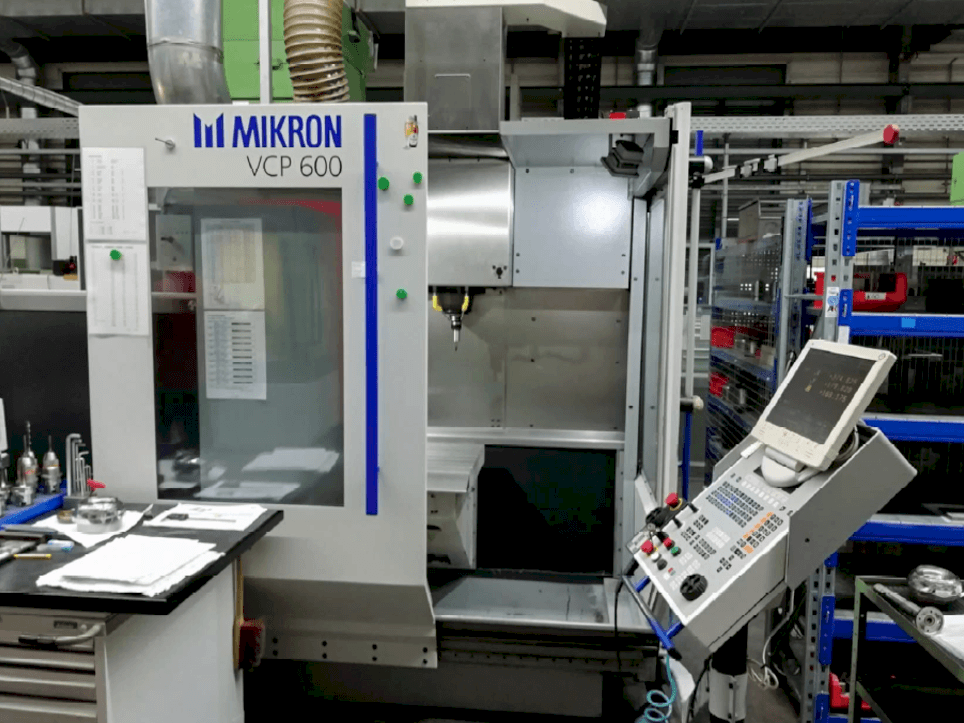 Vooraanzicht  van MIKRON VCP 600  machine