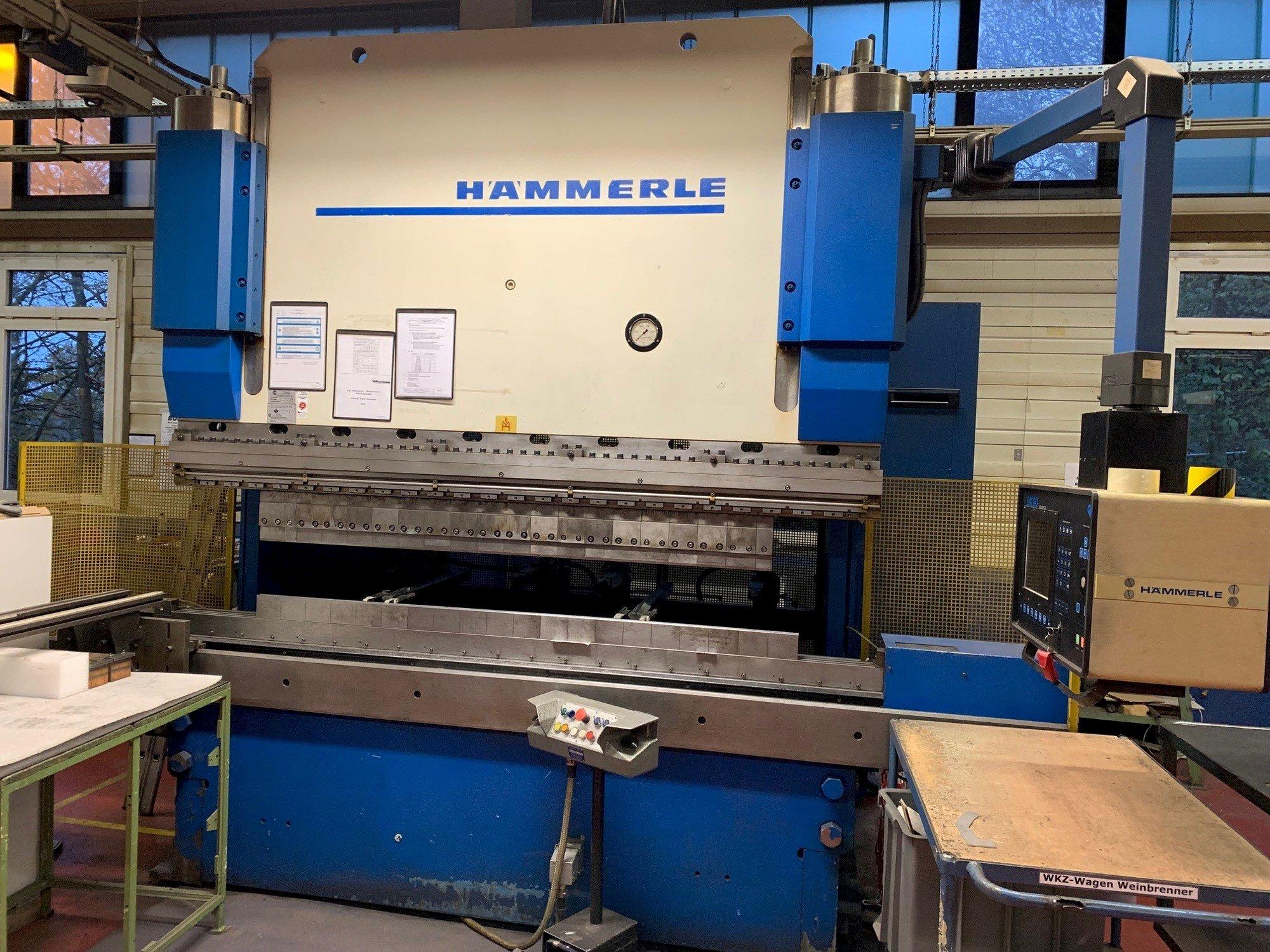 Vooraanzicht  van HAMMERLE AP 200 2600 Serie 3  machine