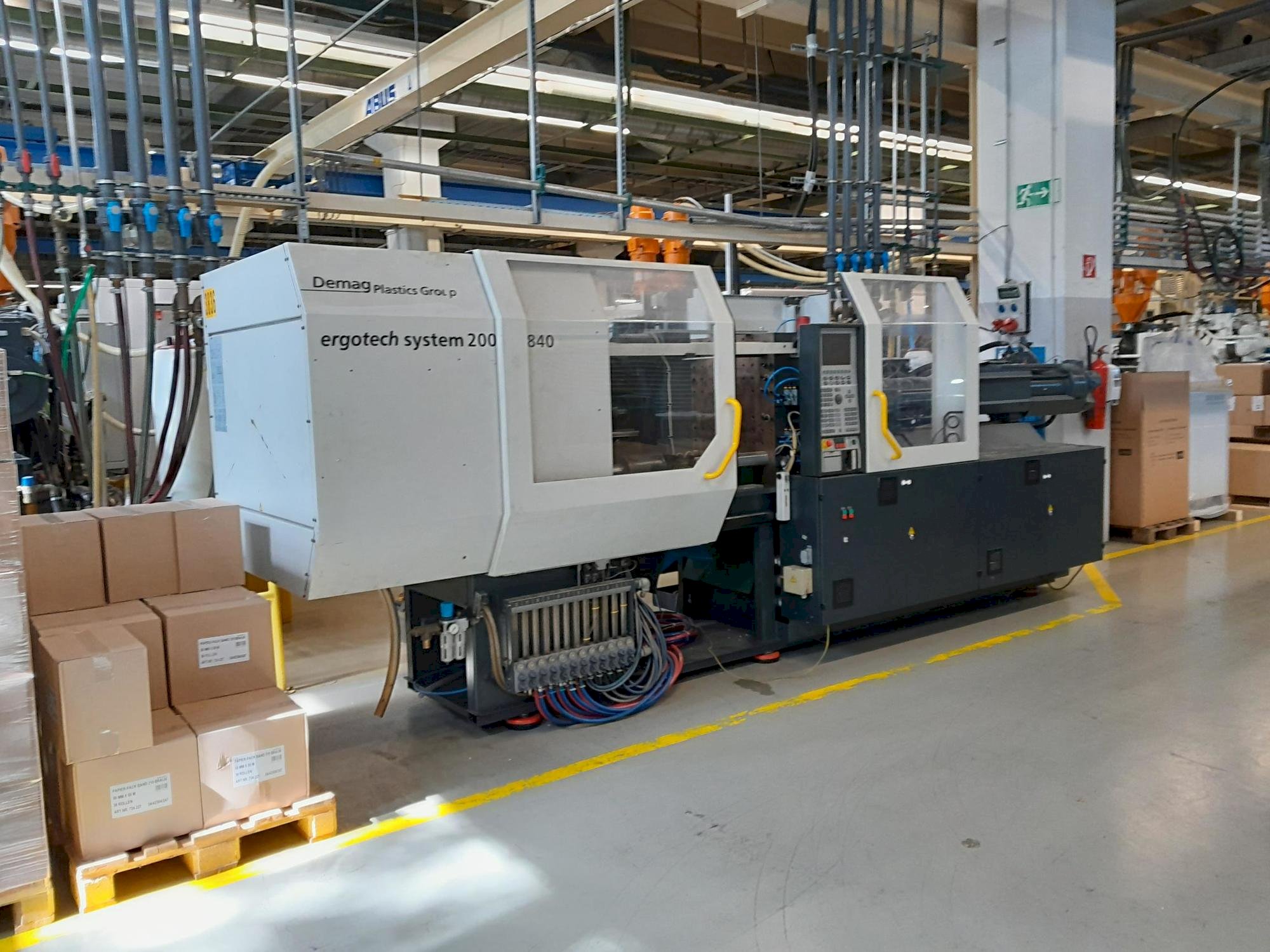 Vooraanzicht  van DEMAG Ergotech System 200/500-840  machine