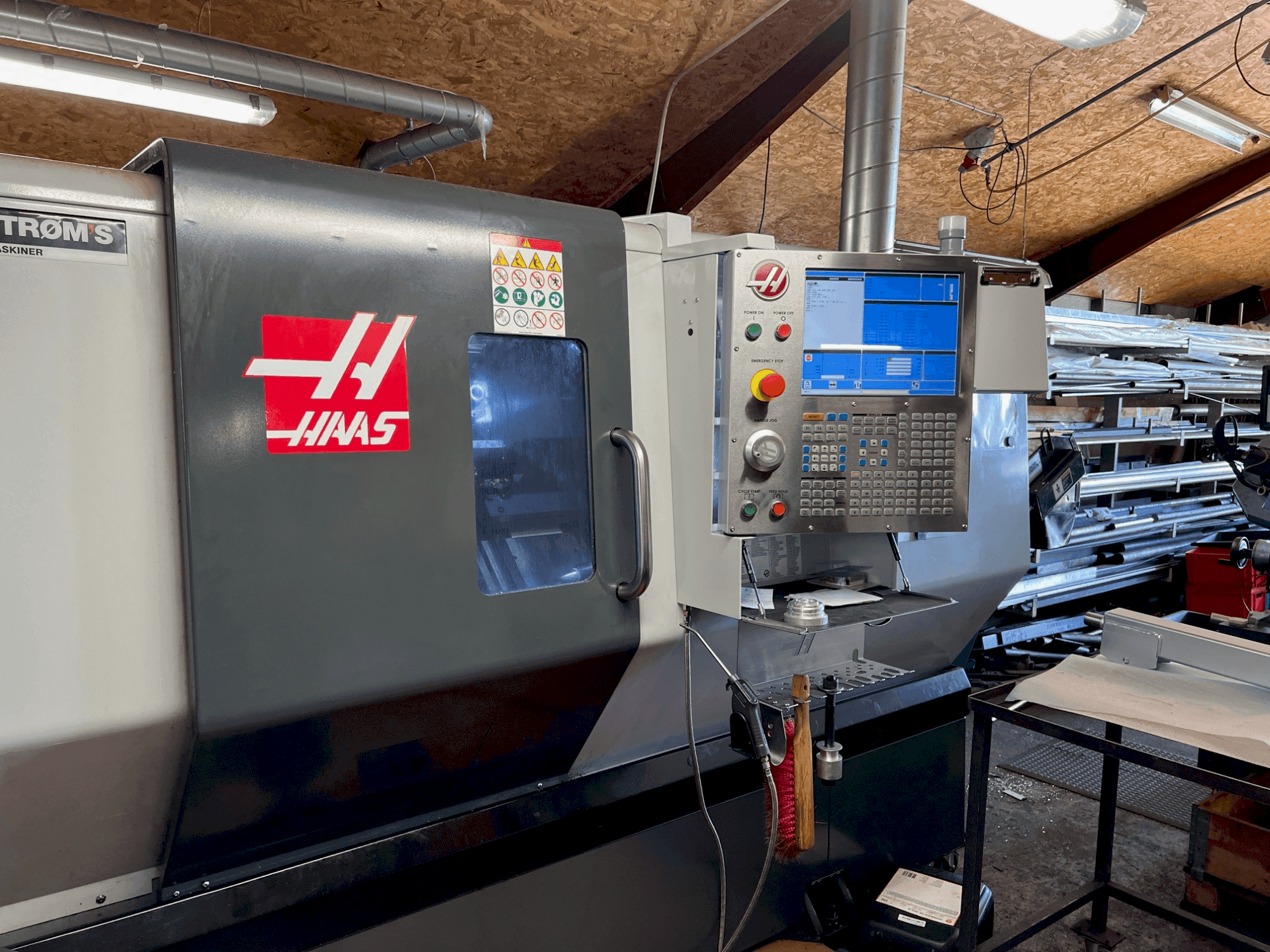 Vooraanzicht  van HAAS HAAS ST-30Y  machine