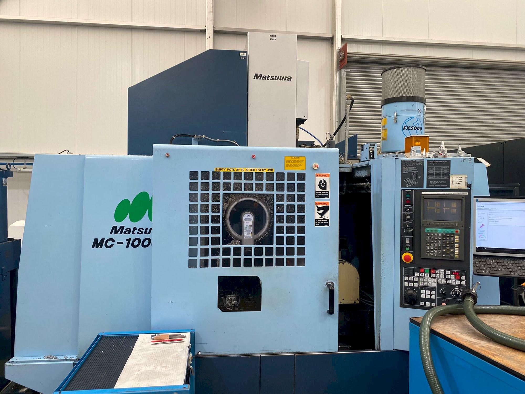 Vooraanzicht  van Matsuura MC-1000 VGX  machine