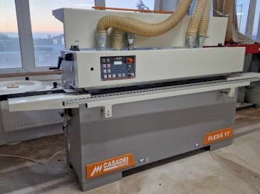 Linkerzijdeaanzicht  van CASADEI Flexa 17  machine