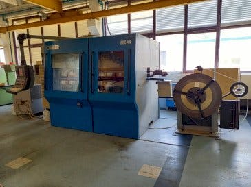 Vooraanzicht  van Bihler MULTICENTER MC42  machine