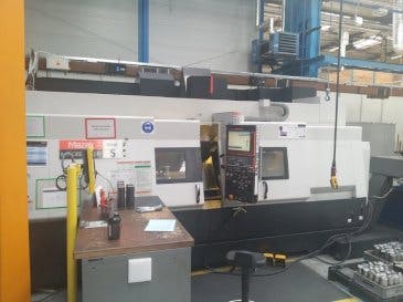 Vooraanzicht  van Mazak Integrex 400-IV S  machine