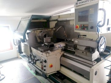 Vooraanzicht  van Monforts Knc 5  machine