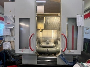 Vooraanzicht  van HERMLE C42 U  machine