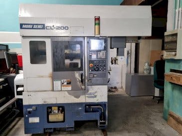 Vooraanzicht  van MORI SEIKI CL-200  machine