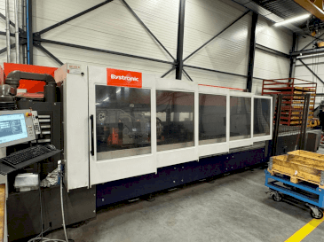 Vooraanzicht  van Bystronic BySpeed 3015  machine