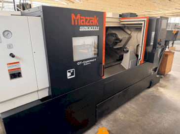 Vooraanzicht  van Mazak QT COMPACTG 200ML  machine