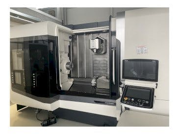 Vooraanzicht  van DMG MORI NTX 2500/1500  machine