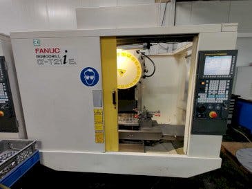 Vooraanzicht  van FANUC Robodrill α-T21iEL  machine