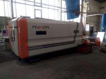 Vooraanzicht  van NUKON NF PRO 315  machine