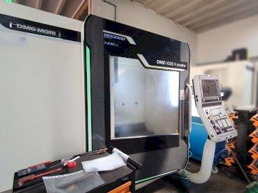 Vooraanzicht  van DMG MORI DMC 1035V Ecoline  machine