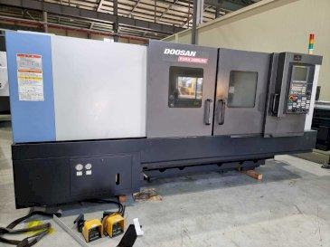 Vooraanzicht  van Doosan PUMA 2600LMS  machine