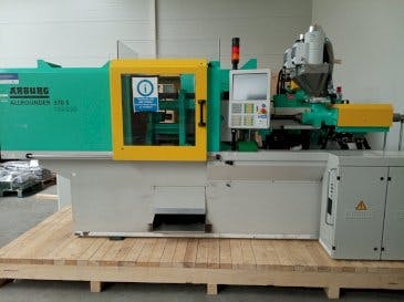 Vooraanzicht  van Arburg Allrounder 370S 700–290  machine