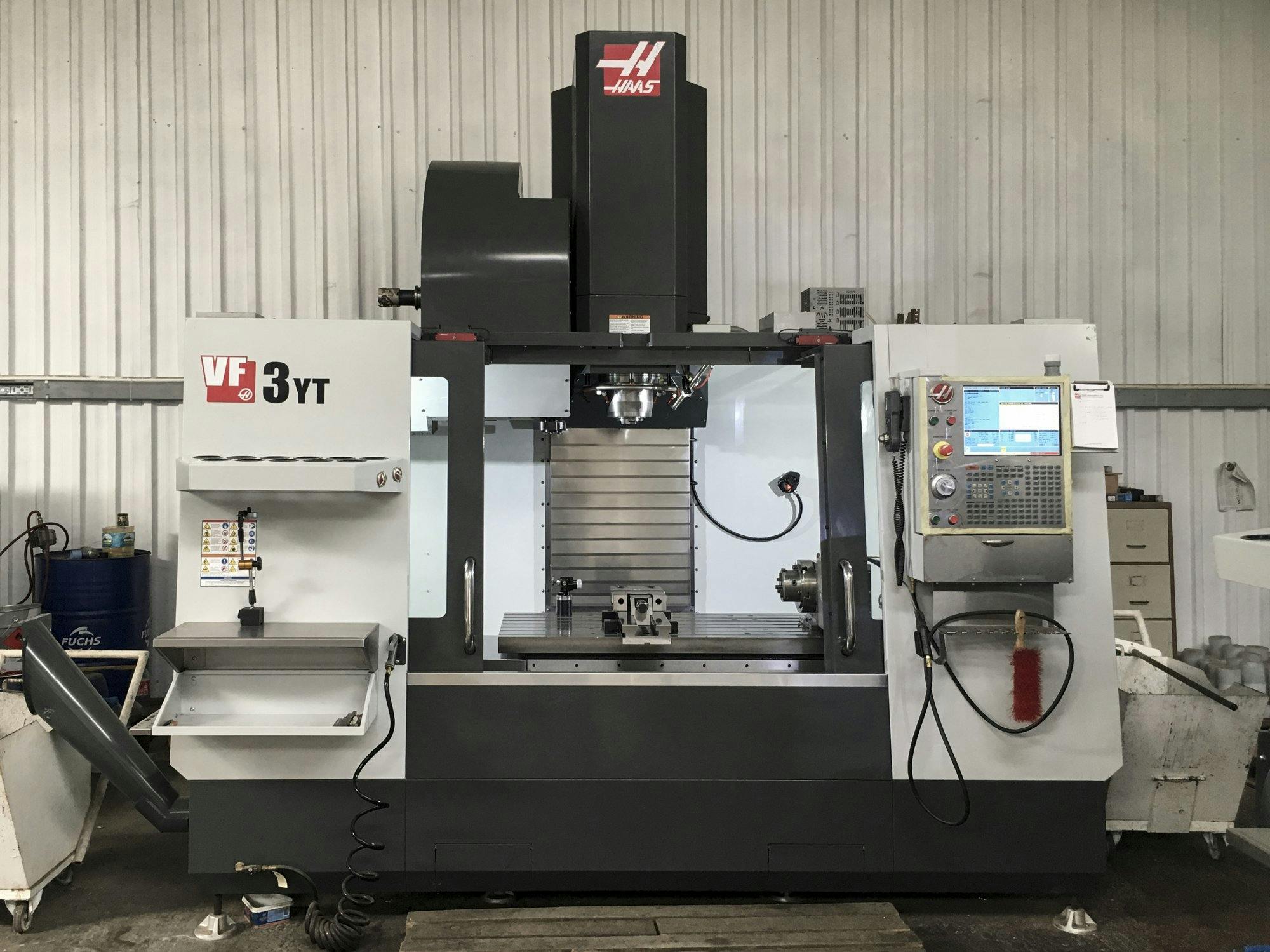 Vooraanzicht  van HAAS VF-3YT/50 machine