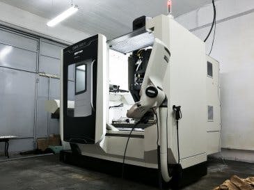 Recht aanzicht  van DMG MORI CMX 800 V machine