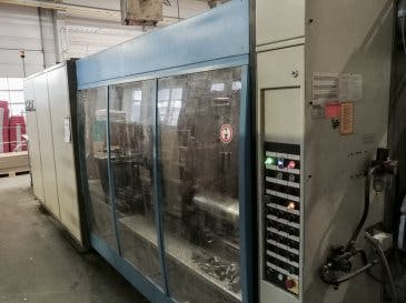 Recht aanzicht  van ENGEL ES 7000/1200 B machine