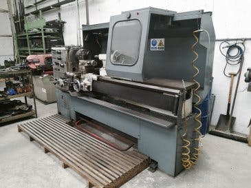 Werkruimte  van  Pinacho  S90/310 machine