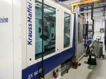 Links zicht  van Krauss Maffei 160-1000 EX machine