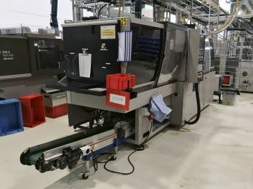 Links zicht  van ENGEL ES 200/50 HLST machine