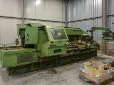 Vooraanzicht  van Gurutzpe A-1000 CNC machine