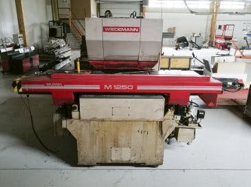 Vooraanzicht  van Murata Wiedemann M-1250 machine