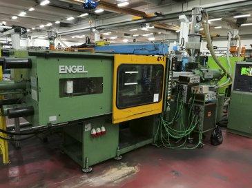 Links zicht  van ENGEL ES 1300/200 machine